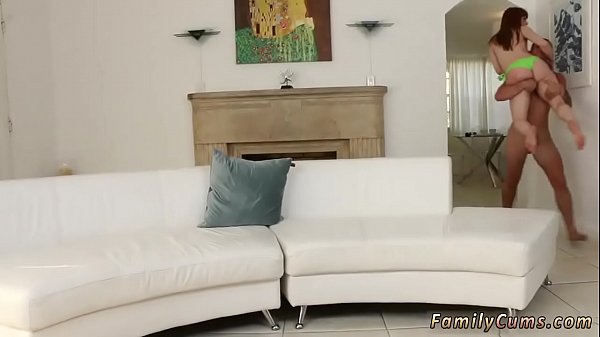 Stiefvater liebt Kumpel und Stiefvater hilft. Was für ein Durcheinander, das du angerichtet hast