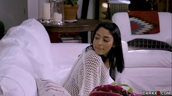 Isiah Maxwell chết tiệt Vanessa Sky doggy