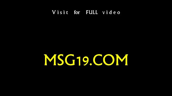 Active masseuse gives a head job