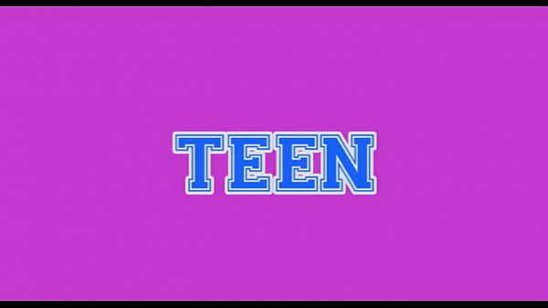 Il dolce tesoro apprezza l'asta dello stallone con un pompino succoso