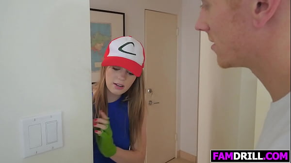 Tiny Dolly Leigh Plays With her Stepbrother