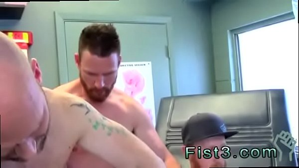 Hasta chicos apenas gey gay primera inyección de solución salina para caleb