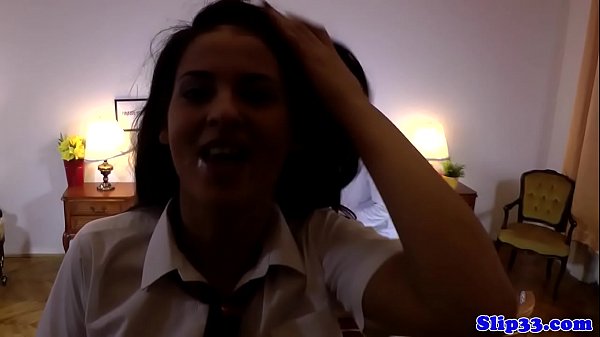 जिज़ से प्यार करने वाली लड़की को बूढ़े आदमी से जीरा मिलता है