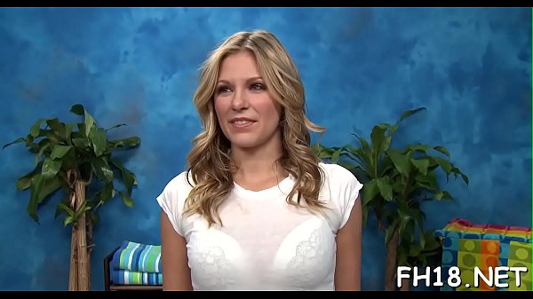 Ragazza scopata dopo il massaggio carnale dato da Jake