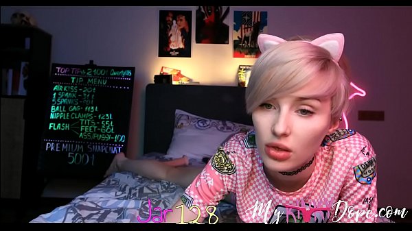 Hermosa chica sexy masturbándose en la webcam 274 | versión completa - webcumgirls.com