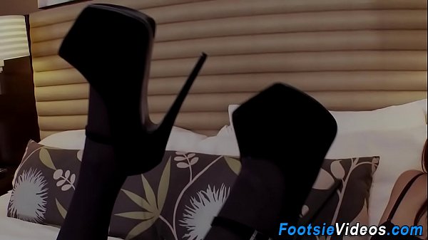 Adolescentes dedos de los pies cum arrojados