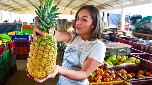 MAMACITAZ - #Lorena Castro - Forage chaud latina mignonne après le travail