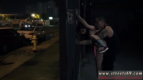 Sexo anal duro c. bofetada xxx Los chicos hacen insinuaciones a las chicas que usan