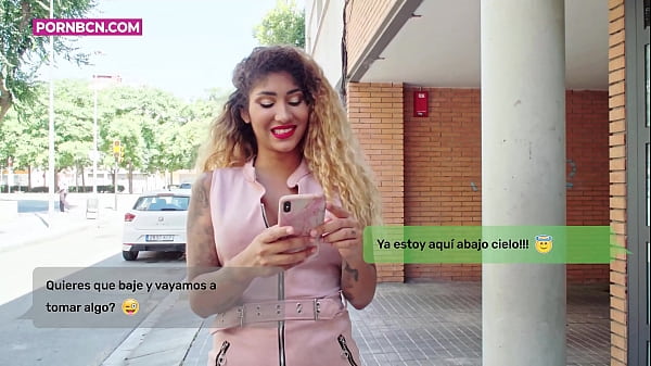 Eine untreue Ehefrau wird ihren jungen Liebhaber hart ficken, während ihr Mann mit dem französischen Untertitel „Venus Aphrodite“ arbeitet. HIER AUSFÜLLEN -&gt_