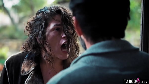 Teen ass shows off Video