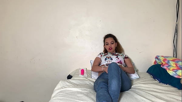 Teacher sends me her masturbating video