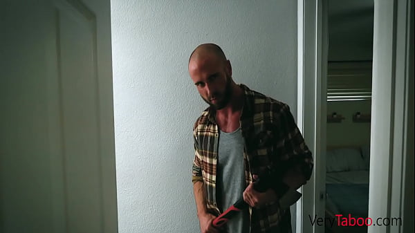 Guarda lo splendido video per adolescenti di familial_relations