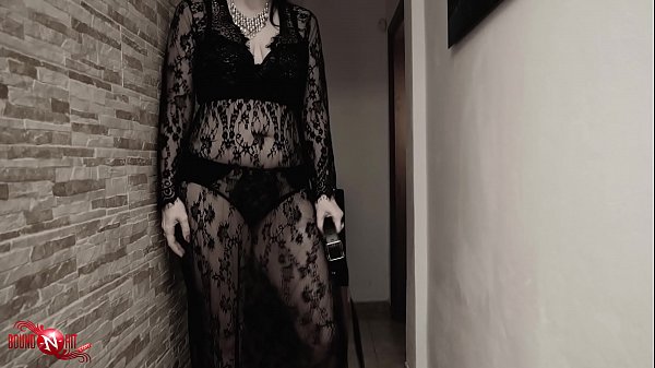 BDSM experience report: A cuckold slave C3 reports on his experiences -- Part 2 - The first meeting