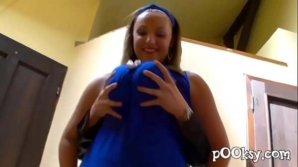 Huge Tits, Breast, bOObs &amp_ Bounce (French amateur Titfuck)