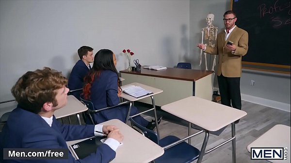 (Johnny Rapid, Grant Ryan, Aaron London) - Proiezione del cazzo, parte 3 - Men.com