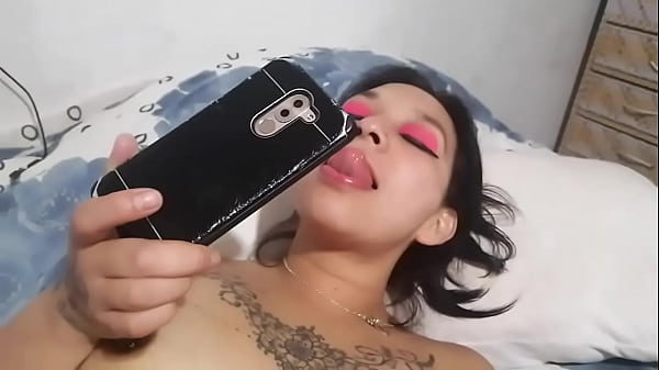 Sensual Teen Girl performs in latina