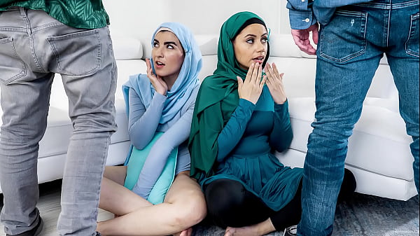 Not Pur Anymore, Four Step Siblings Explore