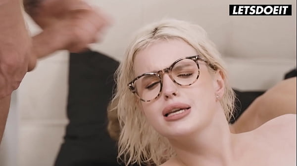 Big Dick StepBros Team Up To Fuck Their Hot StepSis Eliz Benson - LETSDOEIT