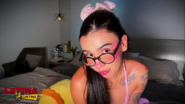 Sexy latina Teen has fun