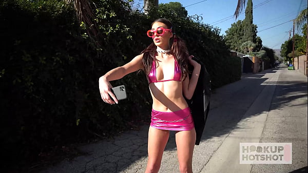 Ragazza teenager sexy sveglia