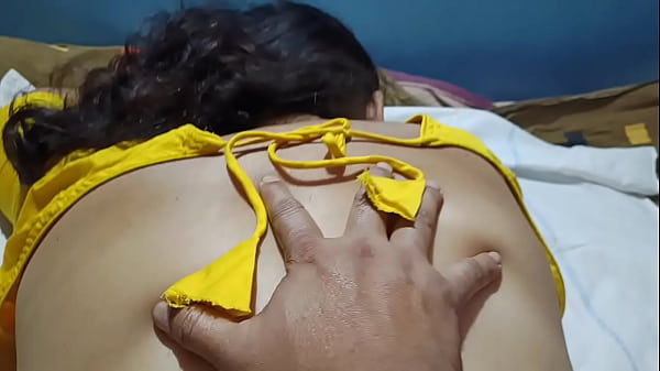Cute Bhabi Enjoy the Hottest Body Massage