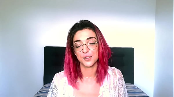 Leila, 23 Jahre alt, frech to_discover...