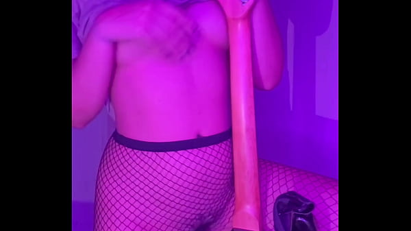 Beautiful Teen shows off sexy