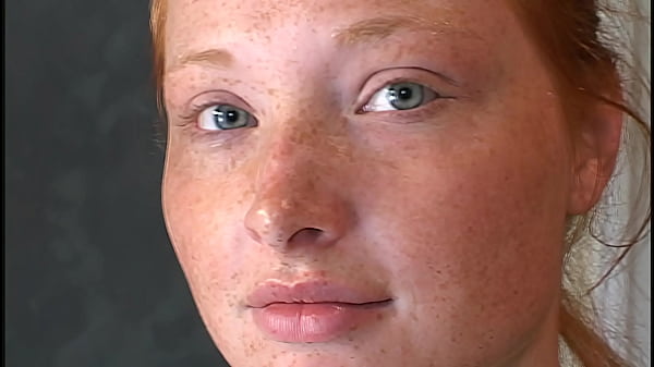 Amazing Teen Girl has fun in anal