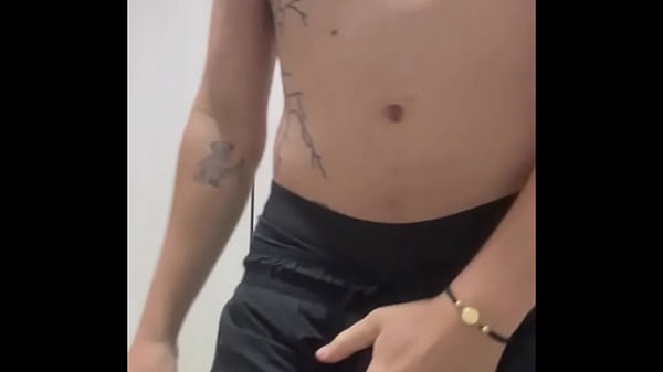 Mi piace squirtare quindi è molto meglio, divertiti