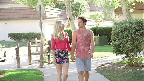 Coeds Get Kinky And Eat Pussy During Their First Night Together