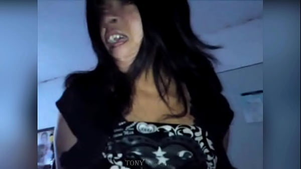 Attraente ragazza teenager anale