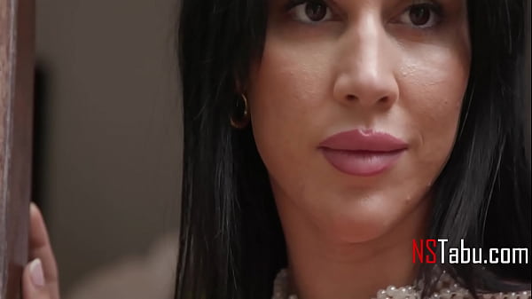 A Taste Of My Tiny Les Babysitter