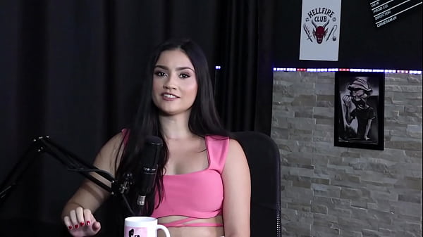 Her first porn content came with a boyfriend, and she had a good experience with an actor, and her medium... - Karen Gon&ccedil_alves (SHEER/RED)