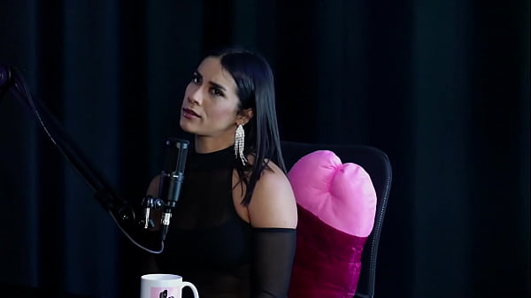 Er war dreimaliger Meister in den Brs, er war sehr verärgert und die Unsicherheiten der Frauen... – Val Mineirinha über Swing Cast (SHEER/RED)