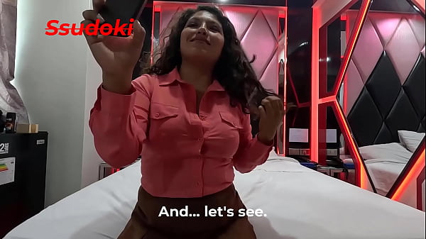 DOGGING live, I show my ass and my boyfriend punishes me by fucking me really hard until I'm full. SUB ENG