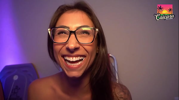 Sexy latina Teen se diverte