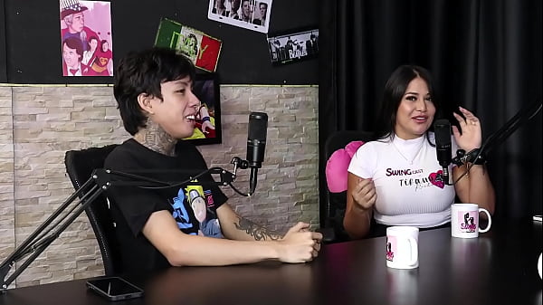 Lei avrebbe una relazione aperta, lui risponde se è cattiva a letto e trova gli scambisti ripugnanti, e cosa significa sesso... - DJ Rafa Loira e Mateus Hwang (SHEER/RED)