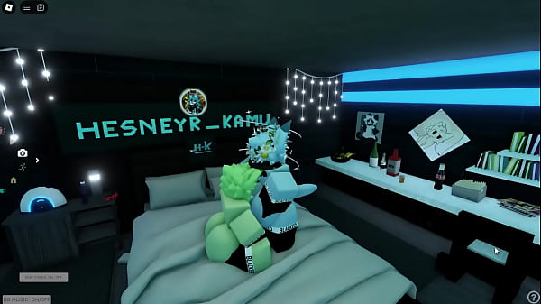 Roblox furry amigo olfateando mi culo...(SNO / MX RLN)