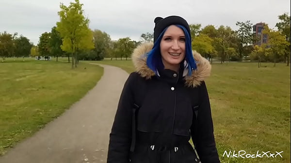 Beautiful Teen enjoys herself sexy