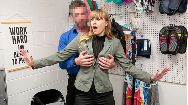 Teenager befolgt die Befehle der Wache, um aus der Klemme zu kommen – Pervcop