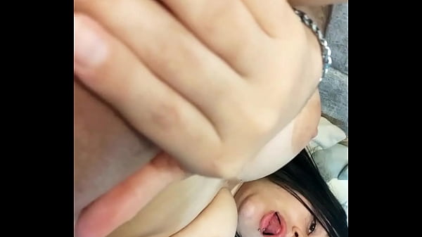 Sehen Sie sich das tolle Teenie-Video mit großem Arsch an