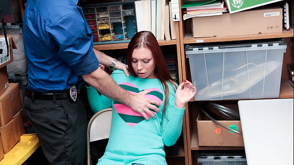 Adolescente della Repubblica Ceca detenuto con il sospetto di ladro - Fuckthief