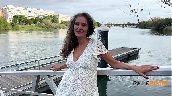 Puoi vincere la SUPER-MATURA Mavi Burbujita solo con una DOPPIA DOSE di cazzo!!