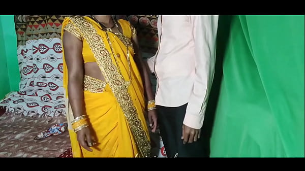 Amazing Teen Girl teases in amateur