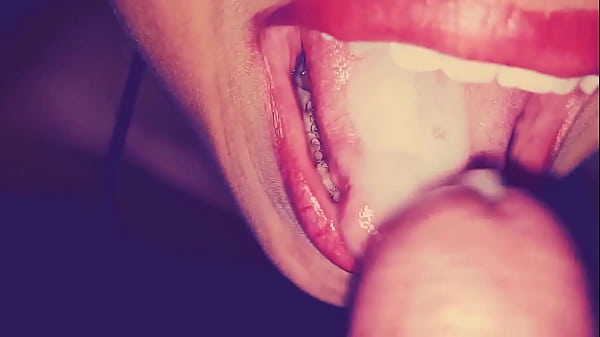 Cute blowjob Teen Girl