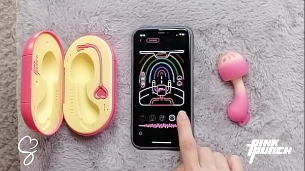 Sarah Sue bewertet den PinkPunch Sunset Mushroom Vibrator