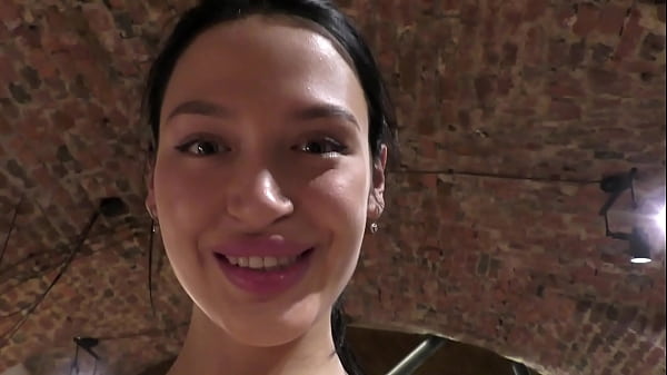 Angelina Jolies Schwester ist meine Nachbarin! Fick sie jeden Tag hart