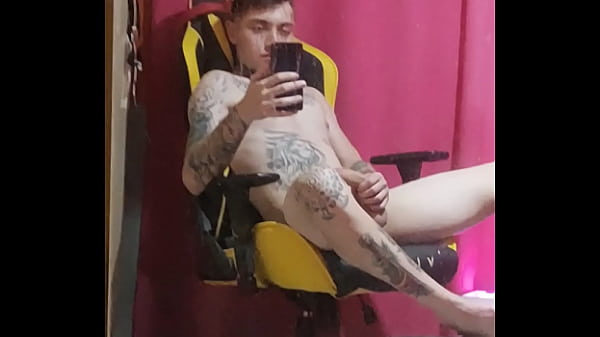 Look at me all smooth and delicious, so why do you think I'd want to be with older people?