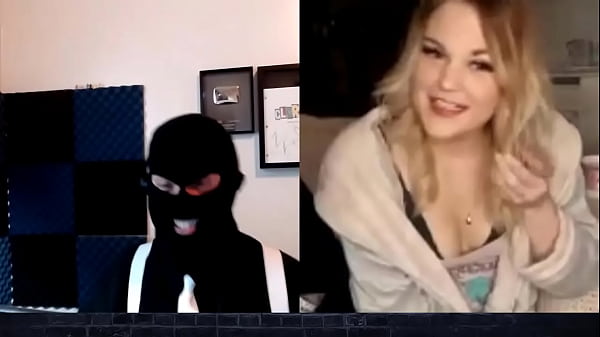 Playful Teen Girl poses in cam_porn