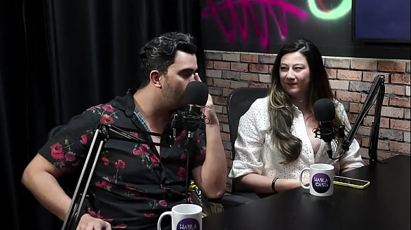 He started sucking her breasts, and she confessed to eating his ass - Bella Mantovani and The Beast